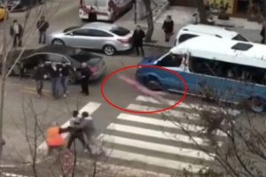 Ankara'da kaza sonrası akılalmaz kavga!