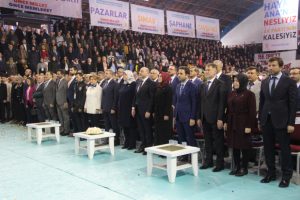 AK Parti, K&uuml;tahya adaylarını tanıttı