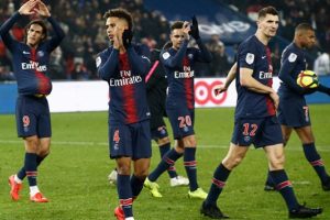 PSG, Guingamp'a acımadı! Tarihi skor...