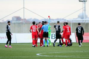 Altay, &Uuml;mraniyespor'u 3 golle ge&ccedil;ti
