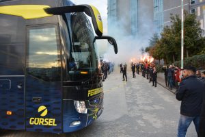 Bursa'da Fenerbah&ccedil;e'ye taraftar morali