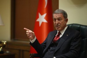 Bakan Akar: Yeri ve zamanı geldiğinde Menbi&ccedil;'te gereken yapılacak