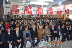 CHP'li Ağbaba: Kimsenin ekmeğiyle oynamayacağız