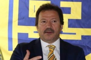 Mehmet Yiğiner'den istifa a&ccedil;ıklaması