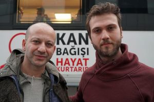 '&Ccedil;ukur' oyuncularından k&ouml;k h&uuml;cre bağışına destek