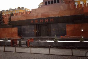 Rusya Lenin'in naaşını konuşuyor