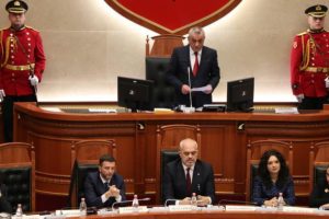 Arnavutluk Başbakanı Rama, Dışişleri Bakanlığı g&ouml;revini de &uuml;stlendi