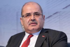 VakıfBank Genel M&uuml;d&uuml;r&uuml; &Ouml;zcan: T&uuml;rkiye'nin sorunlu taraflarından cari a&ccedil;ıkta d&uuml;zelme yaşanıyor