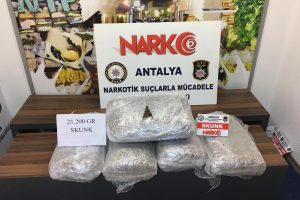 Antalya'da uyuşturucu operasyonları: 26 tutuklu