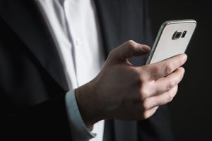 &Ccedil;in'de borcunu &ouml;demeyenlere mobil takip
