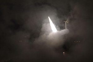 İsrail, Arrow 3 f&uuml;ze savunma sistemini test etti