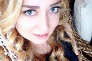Sevgilisini &ouml;ld&uuml;r&uuml;p, cesedini otomobille dolaştırdı!