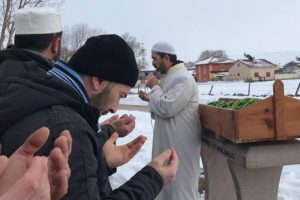 4 yaşındaki &ccedil;ocuk otel havuzunda hayatını kaybetti