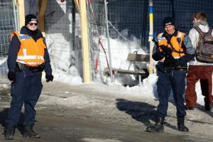 Davos Zirvesi'nde sıkı g&uuml;venlik tedbirleri dikkati &ccedil;ekiyor