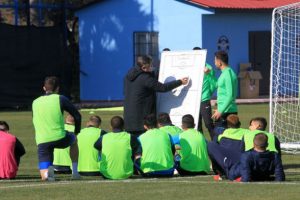 Adana Demirspor taraftarı &ouml;n&uuml;nde &ccedil;alıştı