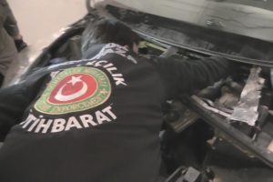 Otomobilin havalandırmasında 36 kilo eroin bulundu