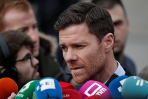 Xabi Alonso su&ccedil;lamaları kabul etmedi