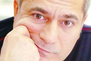 Mehmet Ali Erbil 97 g&uuml;nd&uuml;r yoğun bakımda