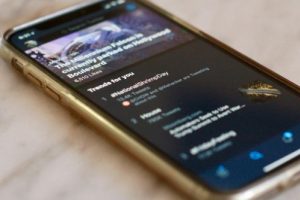Twitter ger&ccedil;ek karanlık moduna kavuşuyor!