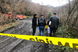 Zonguldak'ta baba ve oğlu av t&uuml;feğiyle yaralandı