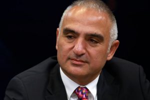 Bakan Ersoy'dan, Ayşen Gruda mesajı