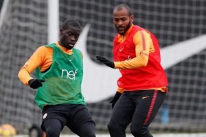 Galatasaray'da Semih Kaya ilk antrenmanına &ccedil;ıktı