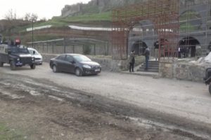 İnşaat bek&ccedil;isine silahlı saldırı