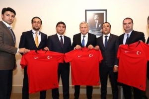 &Ouml;zbekistan Futbol Federasyonu'ndan TFF'ye ziyaret!