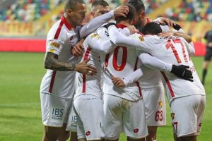 G&ouml;ztepe 3 attı, &ccedil;eyrek finale uzandı!