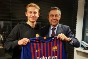 Frenkie de Jong, 86 milyon euroya Barcelona'da!