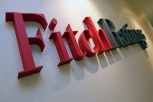 Fitch uyardı: K&uuml;resel kamu bor&ccedil;ları hızla y&uuml;kseliyor