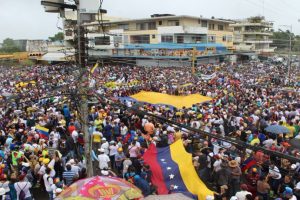 Venezuela'da sular durulmuyor
