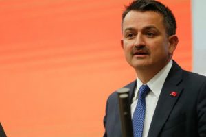 Bakan Pakdemirli: Hayvanlara şiddet uygulayanlara...