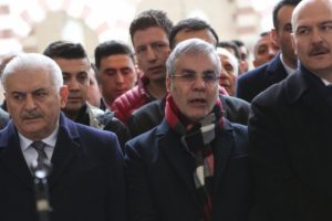 Hadi &Ouml;zışık'ın babası hayatını kaybetti