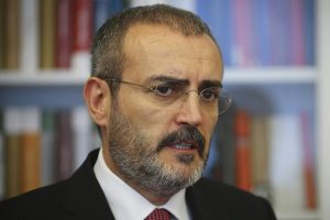 &Uuml;nal: Maduro'yu tanımamak Venezuela halkını tanımamaktır