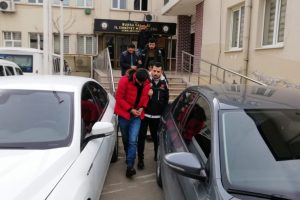 Bursa'da narkotik operasyonunda 8 kişi yakalandı