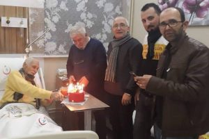 Eşref Kol&ccedil;ak Bursa'da hastaneye kaldırıldı!