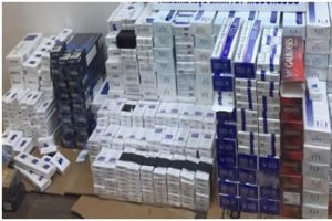 Ka&ccedil;ak sigara ve uyuşturucu operasyonu