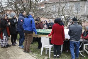 Bursa'da cansız bedeni bulunan engelli gen&ccedil; g&ouml;zyaşlarıyla uğurlandı