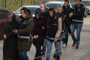 FET&Ouml; operasyonunda 's&ouml;zde imam' yakalandı