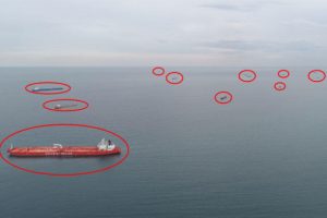 Boğaz'a girişte 'tanker kuyruğu' iddiası!