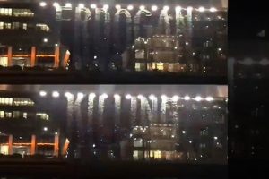 Işık g&ouml;sterisinde 'Erdoğan akademisyenleri &ouml;ld&uuml;r&uuml;yor' yazdılar