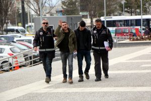 Sahte para operasyonu: 2 g&ouml;zaltı