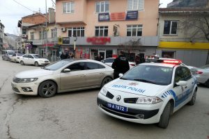 &Ccedil;orum'da ş&uuml;pheli otomobil alarmı