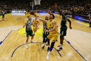 THY Euroleague'de haftanın MVP'si Angelo Caloiaro