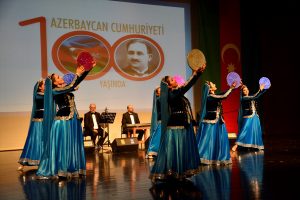 Bursa'da "Azerbaycan Cumhuriyet Ş&ouml;leni" d&uuml;zenlendi