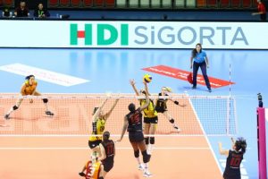VakıfBank Galatasaray'a set vermedi