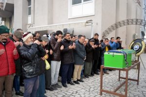 Bursa'da Tuğ&ccedil;e, g&ouml;zyaşları i&ccedil;inde toprağa verildi