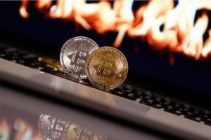 Bitcoin yeniden 3,500 doların altında