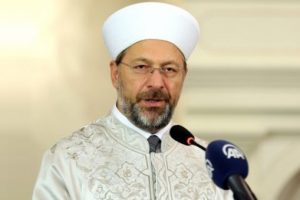 Diyanet İşleri Başkanı Ali Erbaş: Sigara haramdır